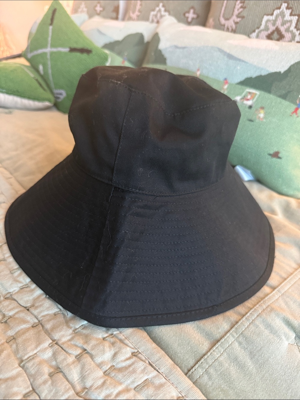 Nordstrom Black Textured Bucket Hat with Tags